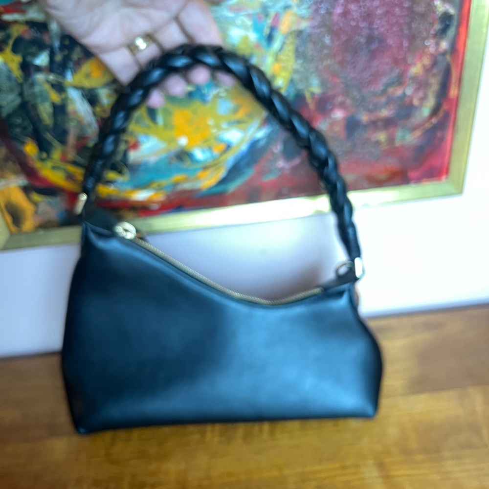 Aupen vegan leather shoulder bag
